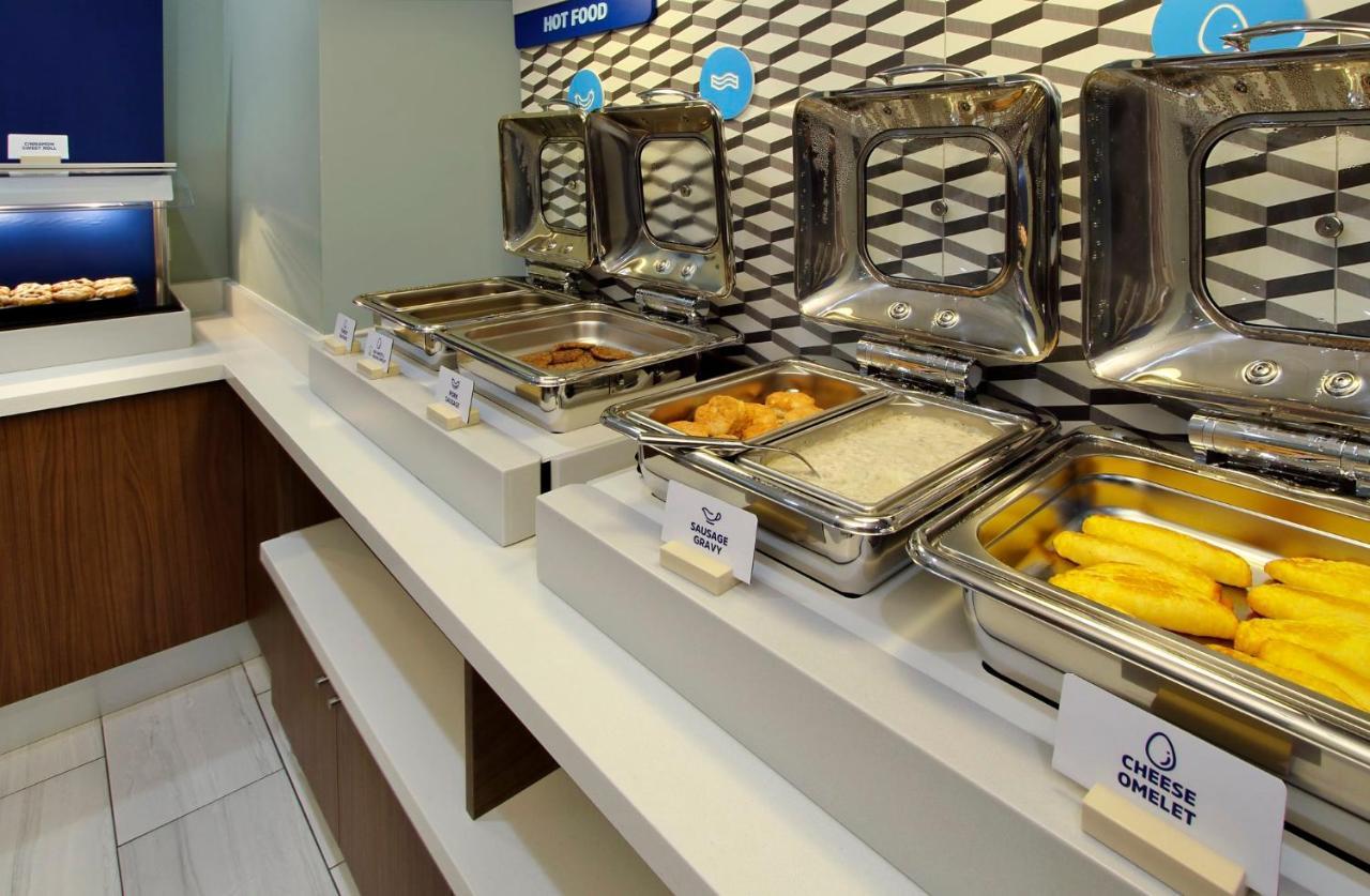 Holiday Inn Express & Suites Ridgecrest - China Lake By Ihg Exteriör bild